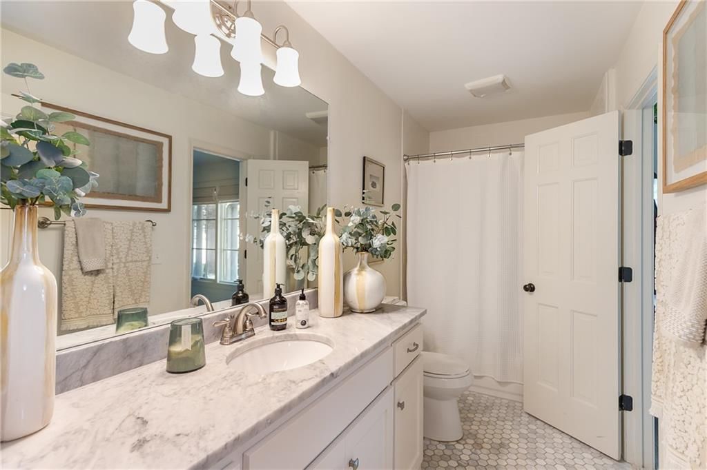 10203 Howe Lane — photo 15