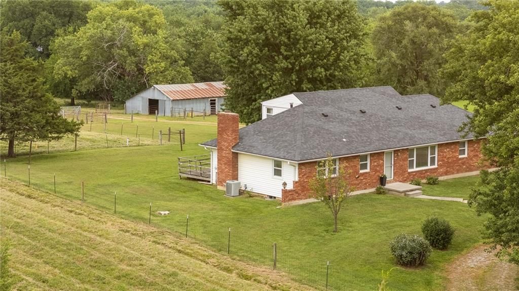 25710 Donahoo Road — photo 40