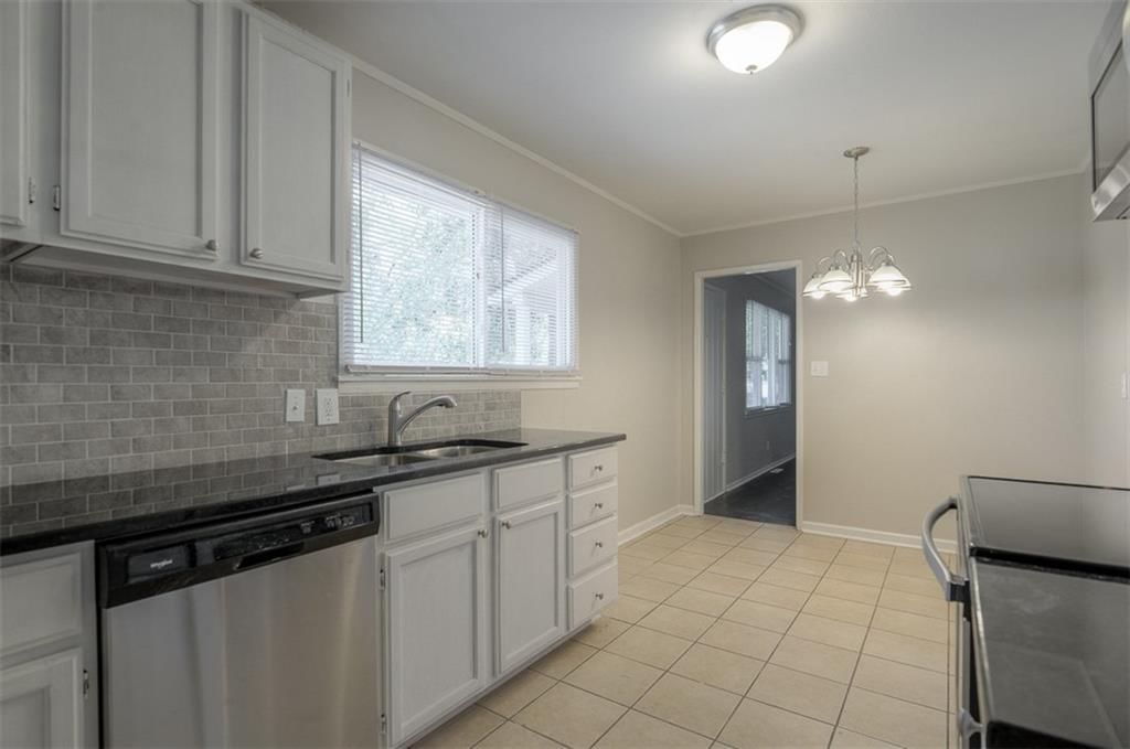 11219 E 51st Street — photo 10