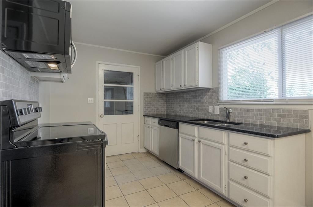 11219 E 51st Street — photo 12