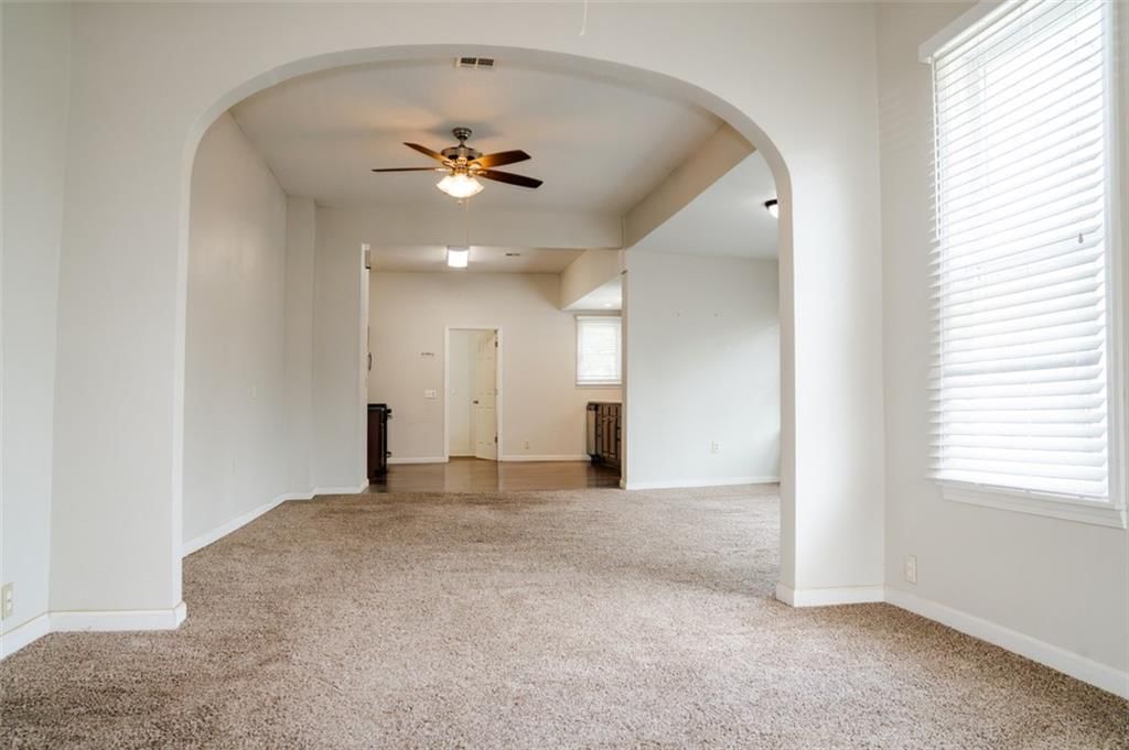2411 Crawford Avenue — photo 5