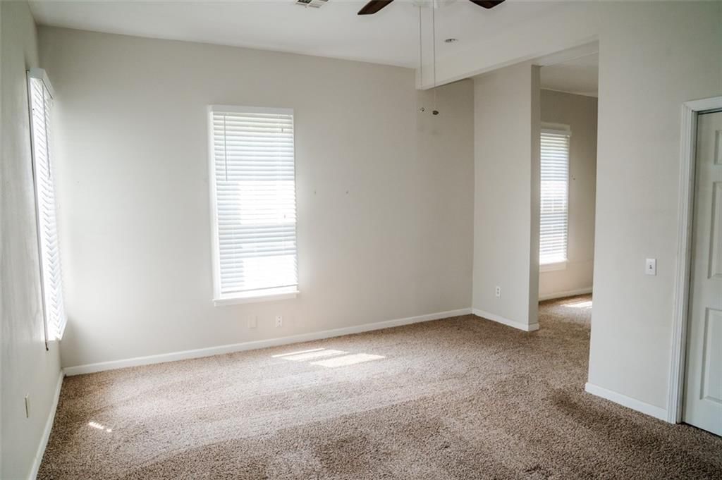 2411 Crawford Avenue — photo 11