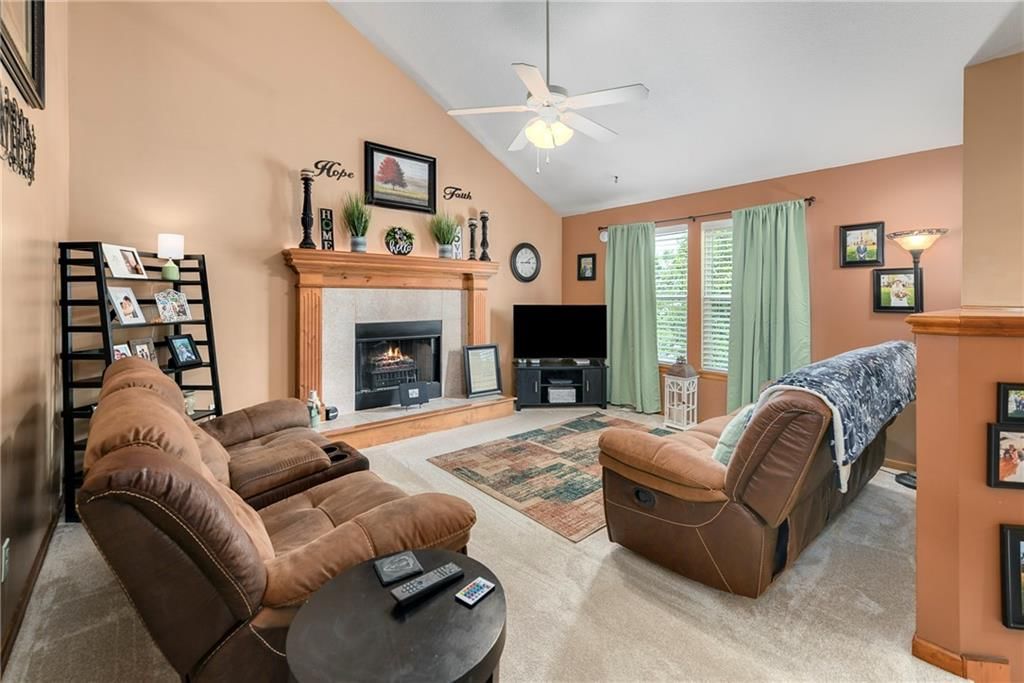 1202 Ashford Street — photo 7