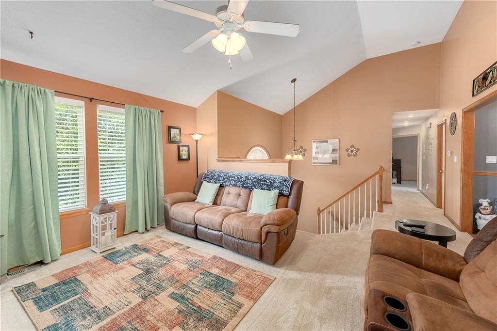 1202 Ashford Street — photo 8