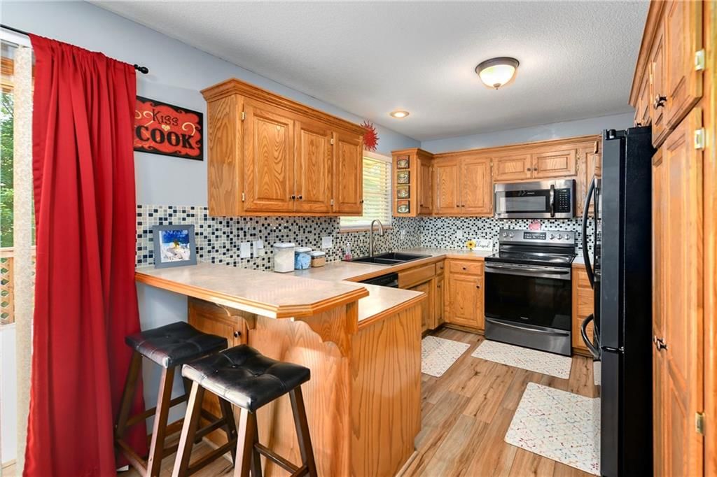 1202 Ashford Street — photo 17