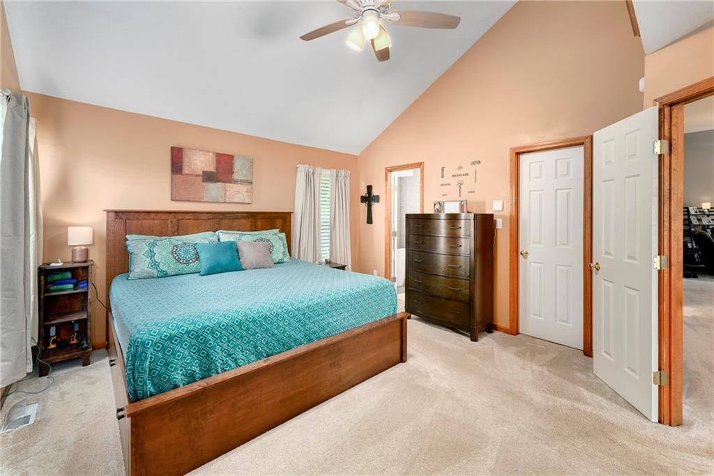 1202 Ashford Street — photo 24