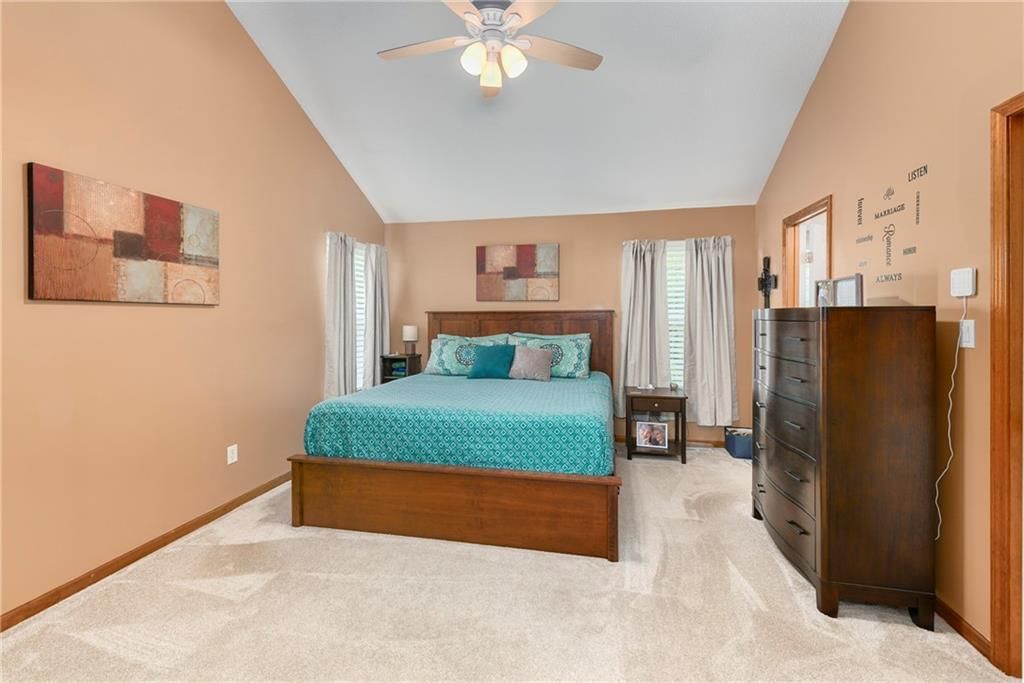 1202 Ashford Street — photo 25
