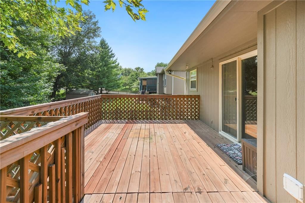 1202 Ashford Street — photo 40