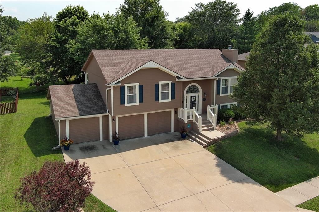 1202 Ashford Street — photo 45