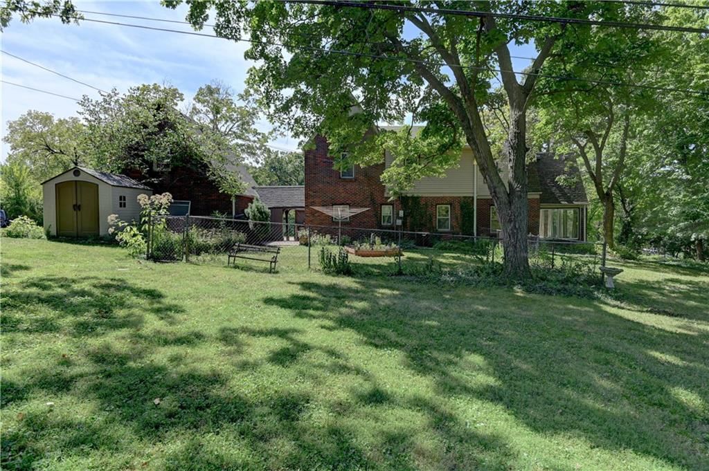 Photo 10 of 71 - 7612 E Gregory Boulevard