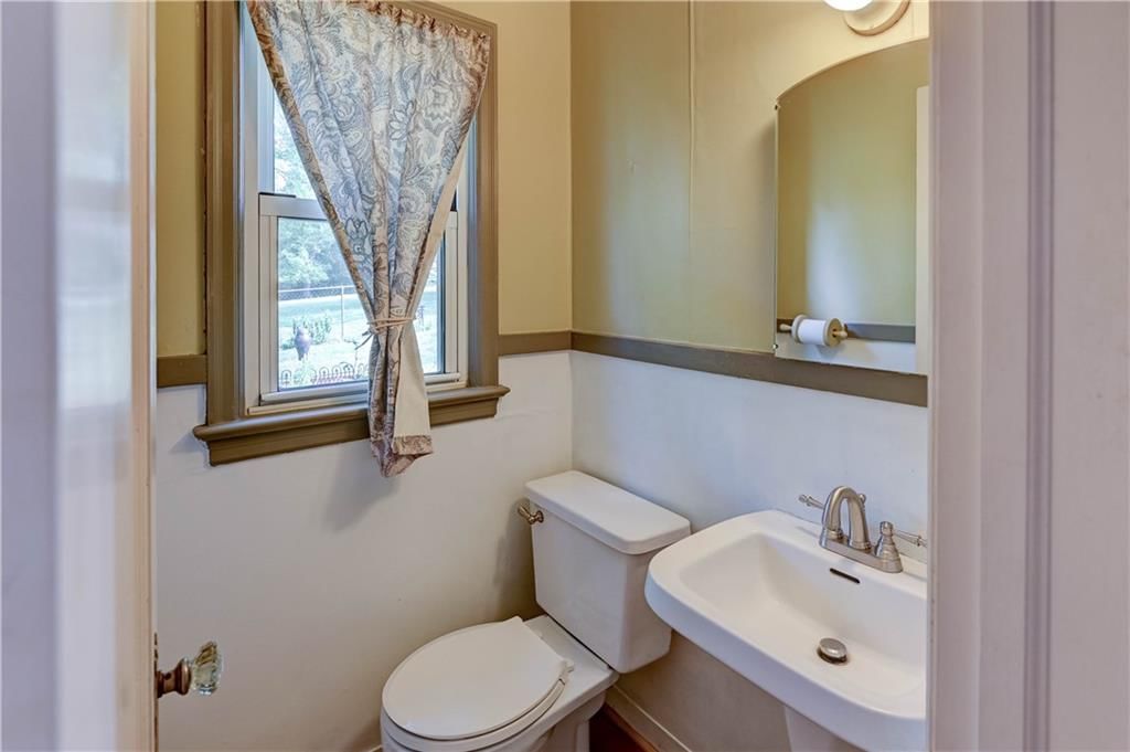 Photo 32 of 71 - 7612 E Gregory Boulevard