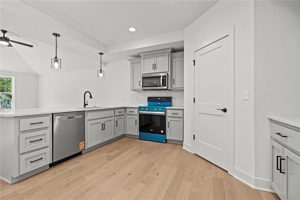 11225 Felton Street — photo 14