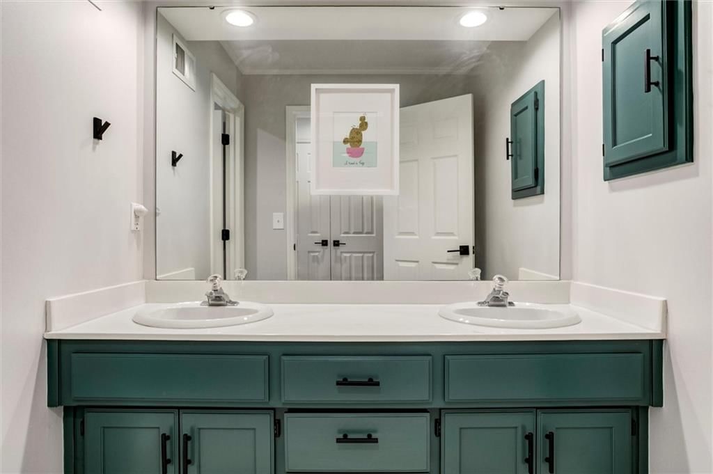 3605 W 122nd Street — photo 26