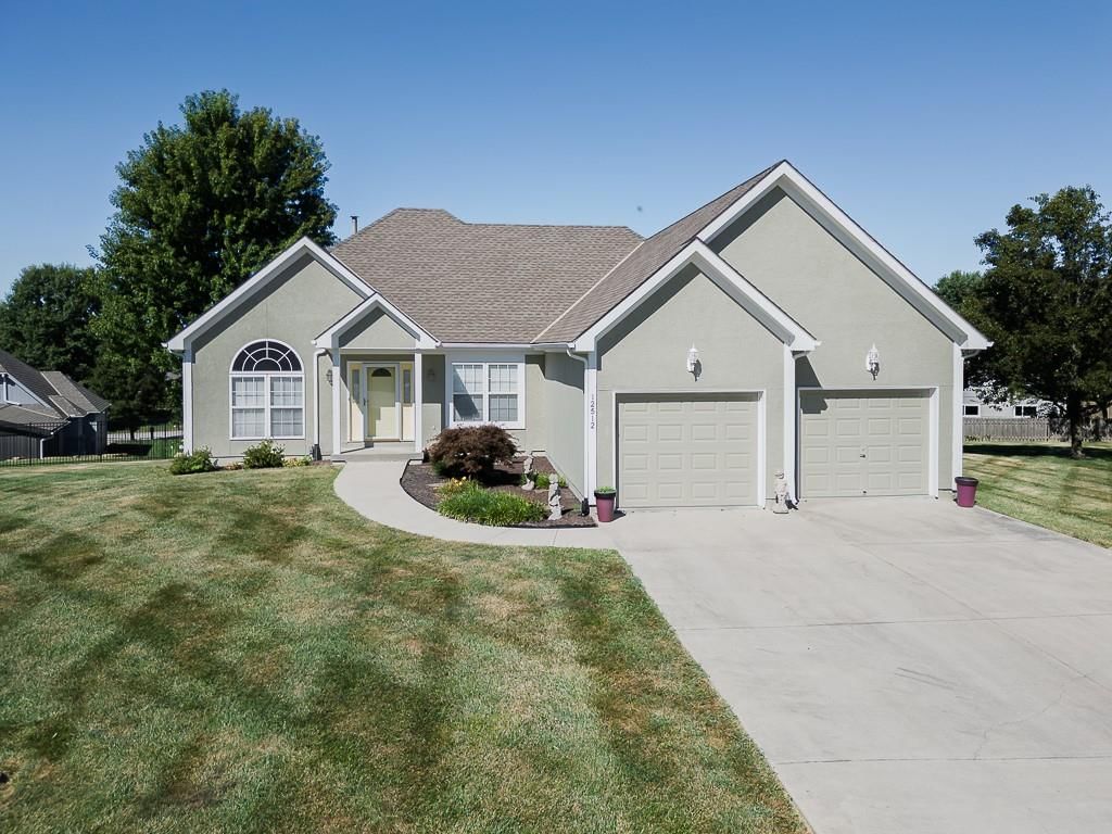 12512 Pine Valley Drive — photo 2