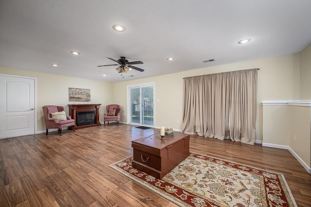 12512 Pine Valley Drive — photo 23