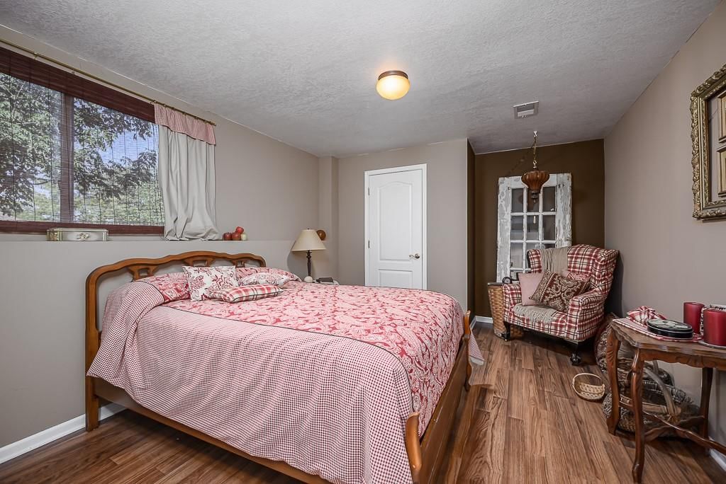 12512 Pine Valley Drive — photo 27