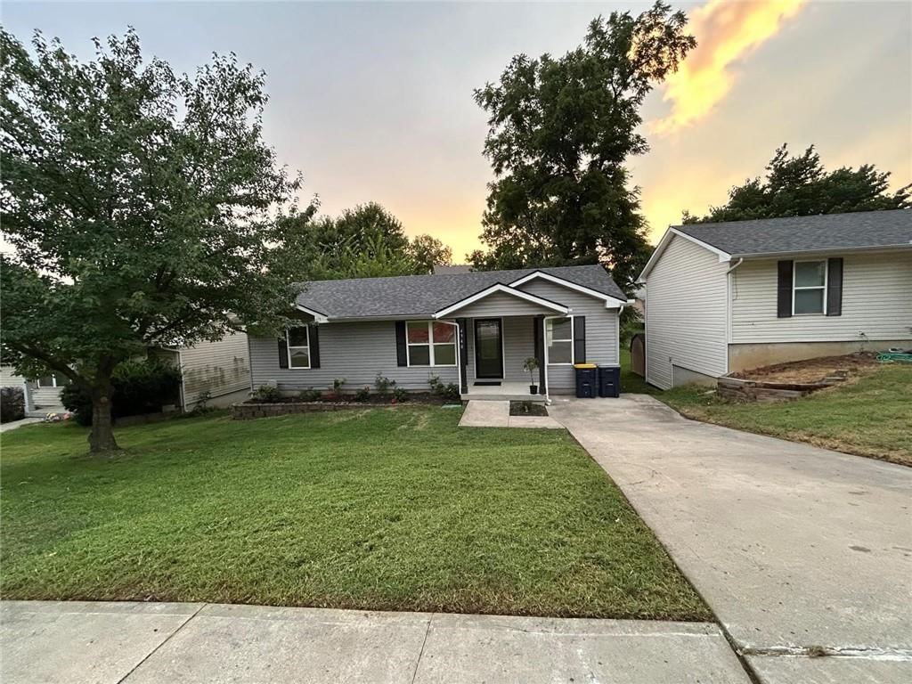 4948 N Fremont Avenue, Kansas City, MO