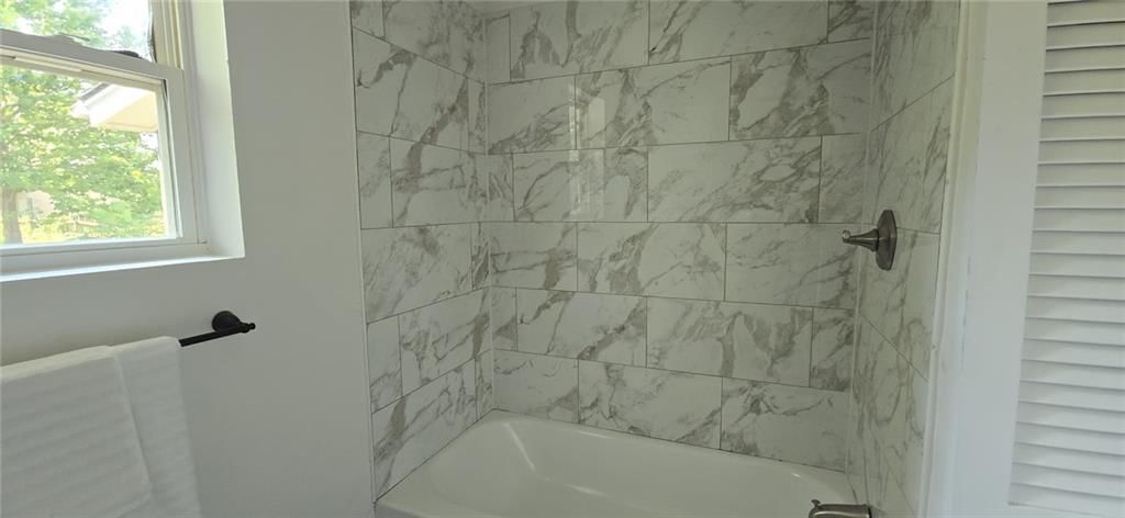 4948 N Fremont Avenue — photo 9