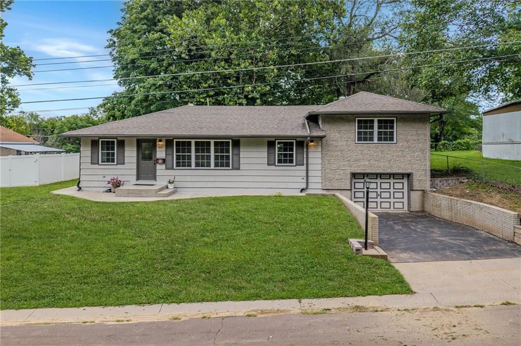 606 S 23rd Terrace, Lexington, MO