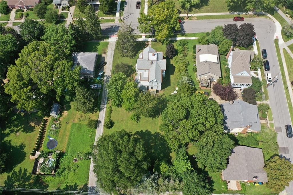 471 E Kansas Street — photo 2