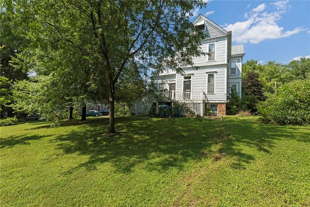 471 E Kansas Street — photo 7