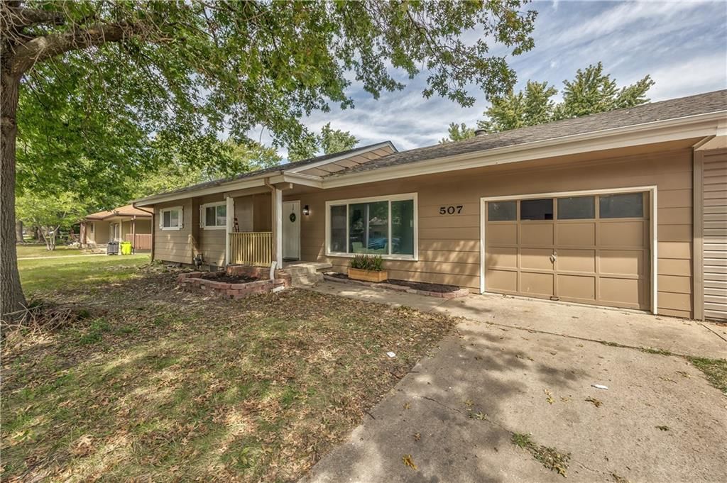 507 Shawn Drive, Belton, MO