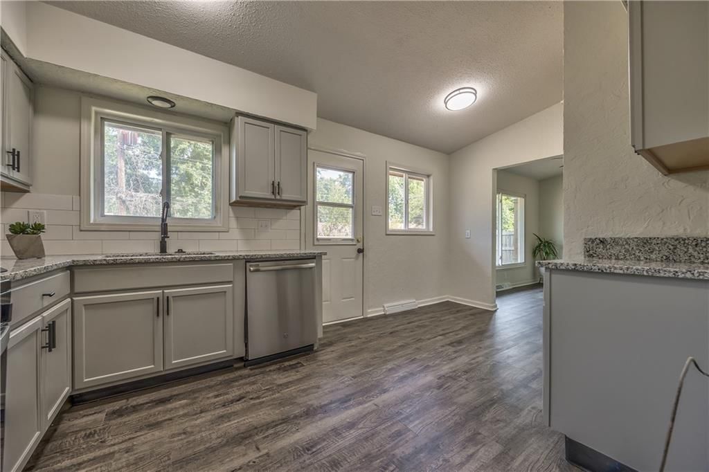 507 Shawn Drive — photo 9