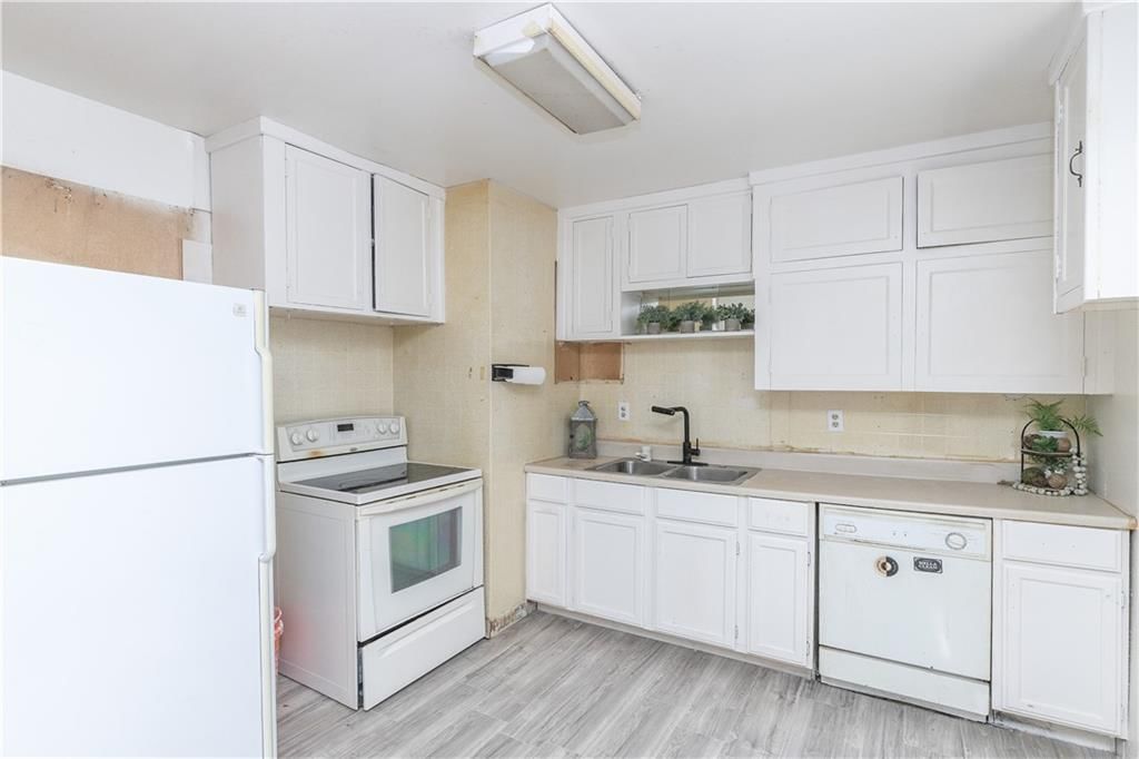 Photo 9 of 36 - 613 Colbern Street