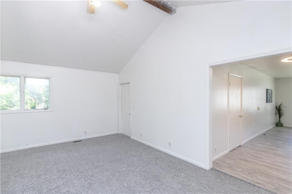 Photo 11 of 36 - 613 Colbern Street