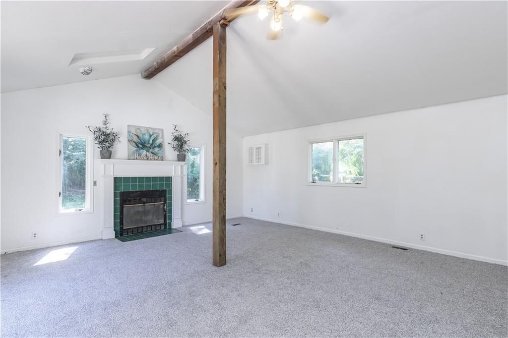 Photo 15 of 36 - 613 Colbern Street