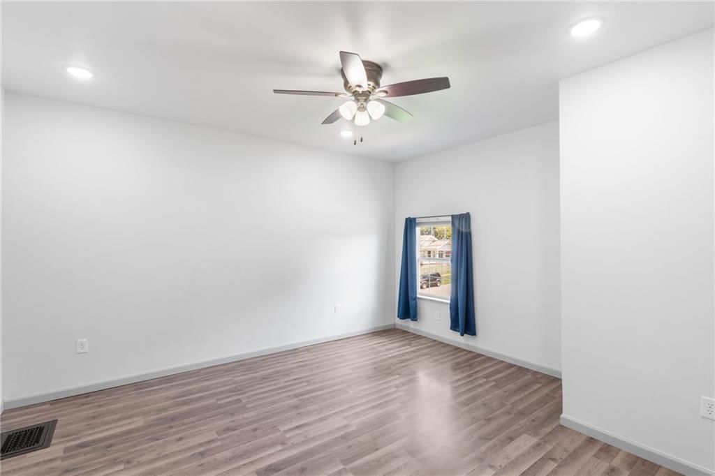 300 S Lexington Street — photo 37