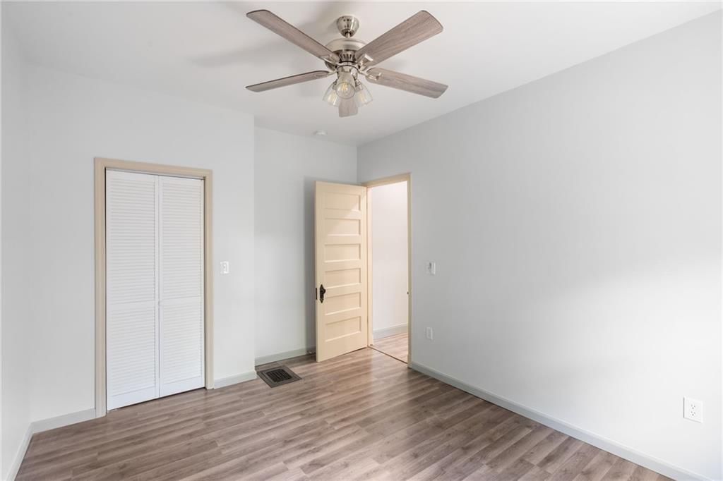300 S Lexington Street — photo 47