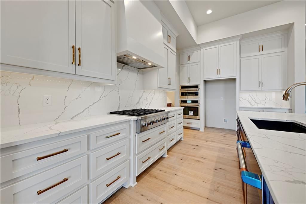 22092 W 94th Terrace — photo 12