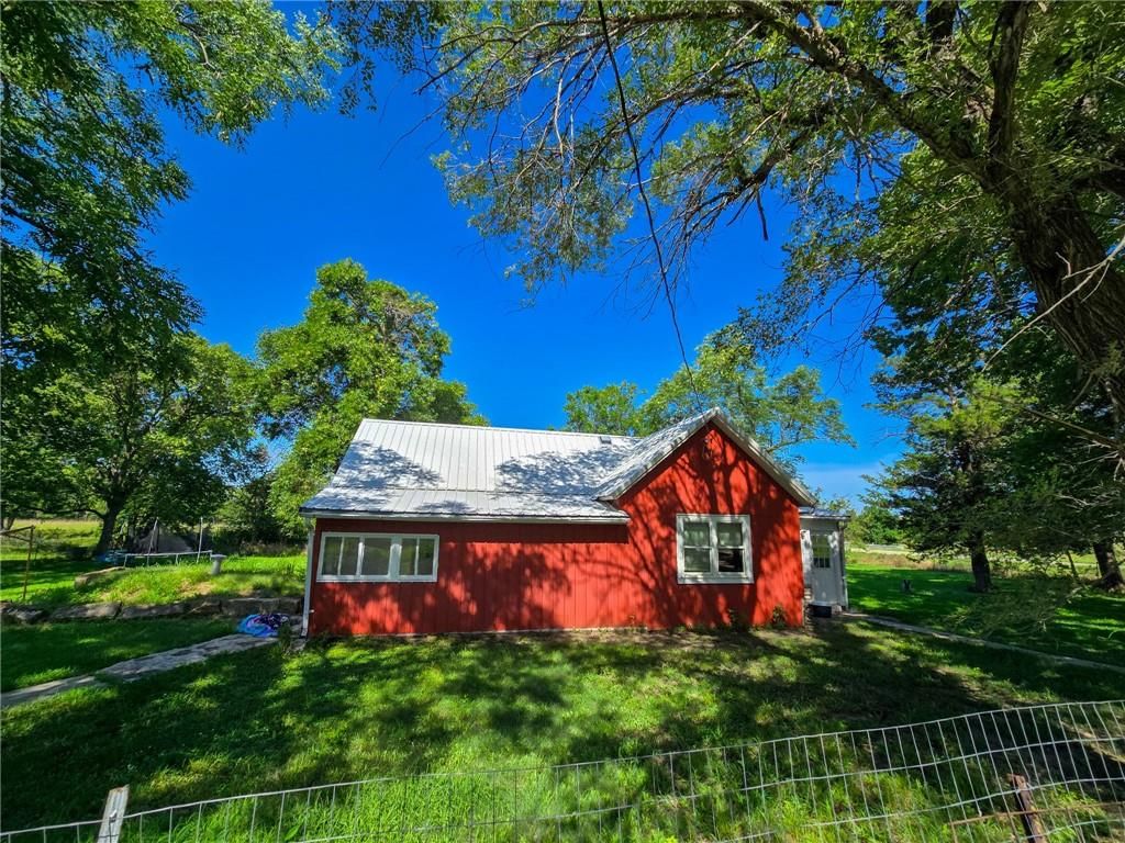 1873 4 Highway, White City, KS