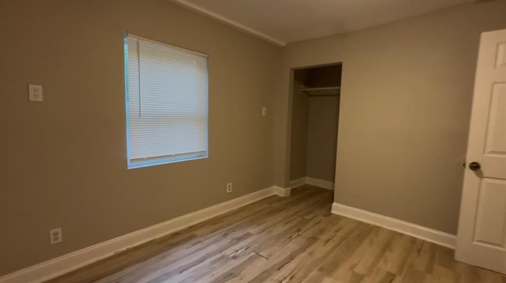 6841 Walrond Avenue — photo 4