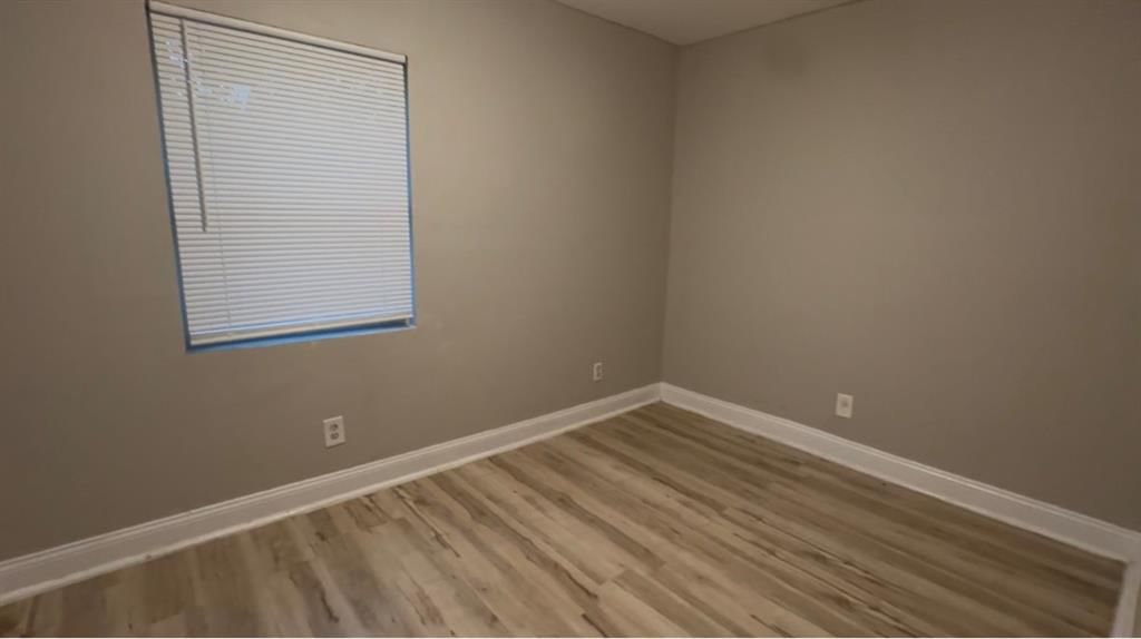 6841 Walrond Avenue — photo 6