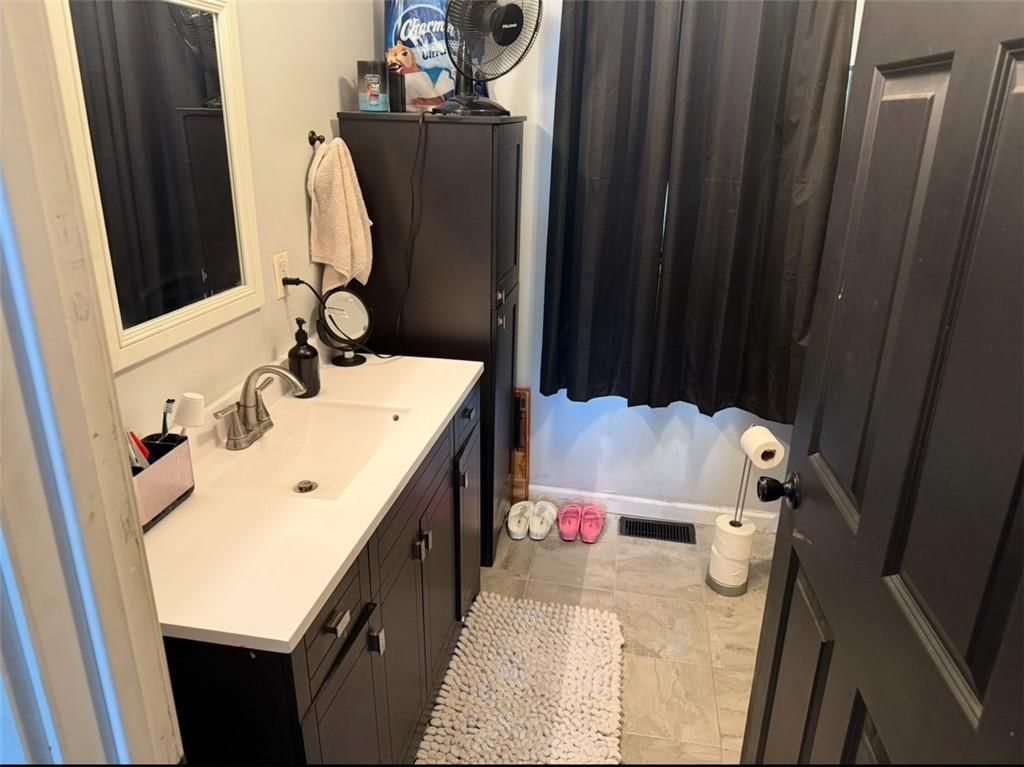 Photo 16 of 25 - 5520 4th Street