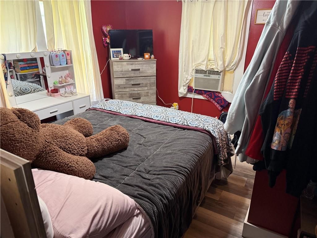 Photo 20 of 25 - 5520 4th Street
