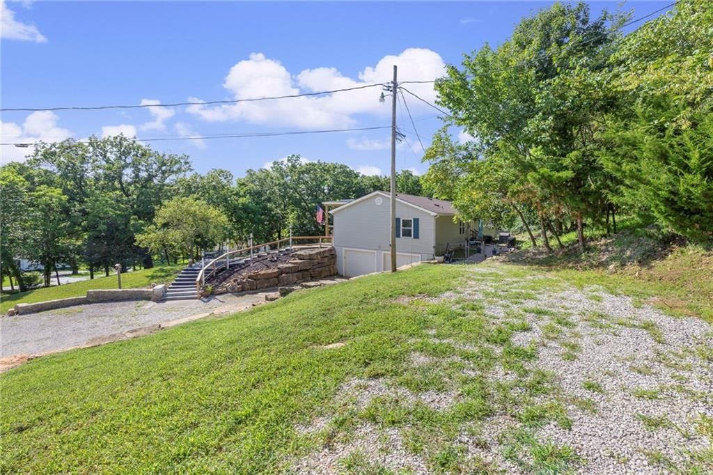 6804 Woodend Avenue — photo 12
