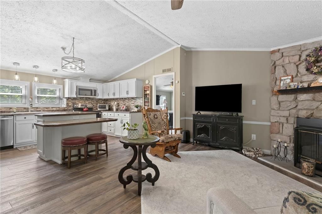 6804 Woodend Avenue — photo 26