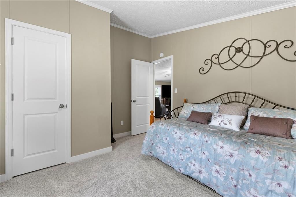 6804 Woodend Avenue — photo 34