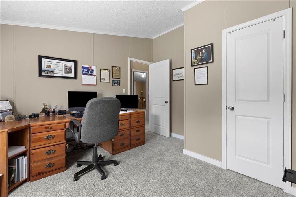6804 Woodend Avenue — photo 37