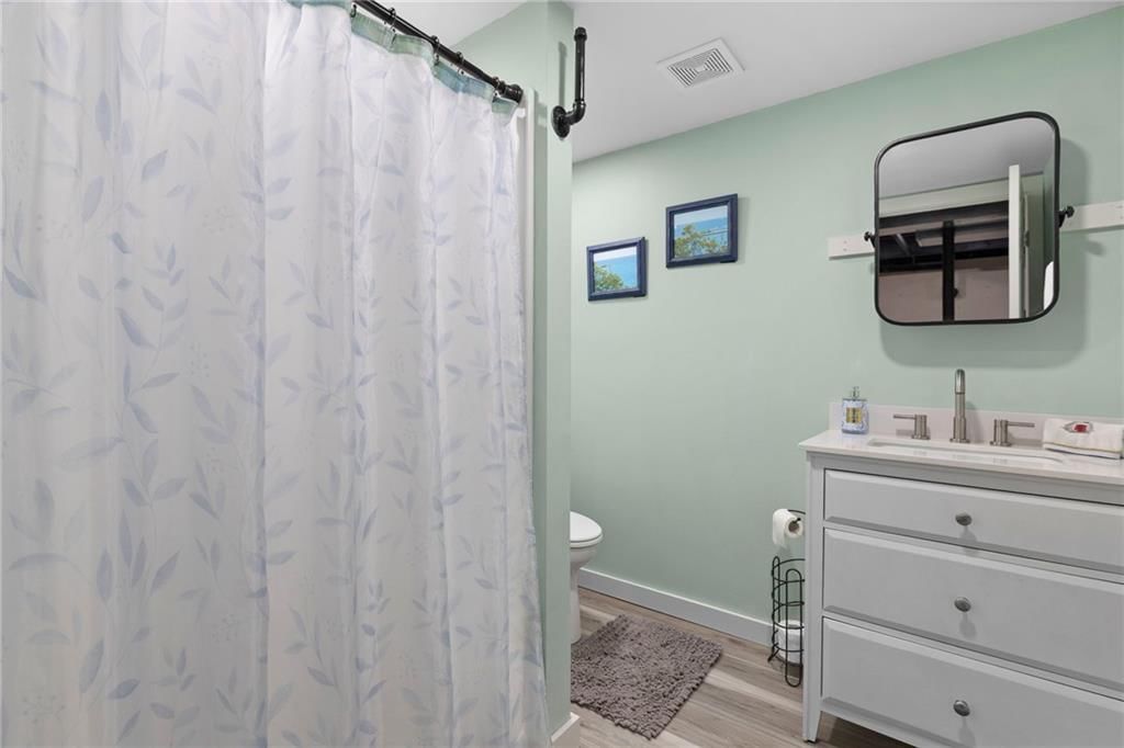 6804 Woodend Avenue — photo 46