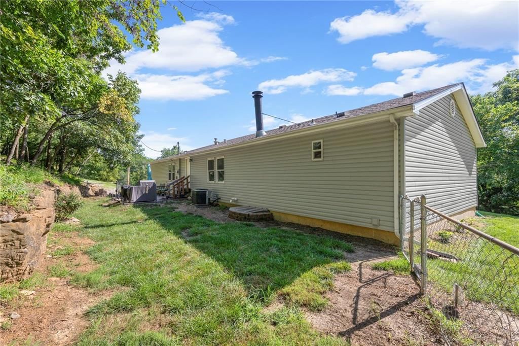 6804 Woodend Avenue — photo 50