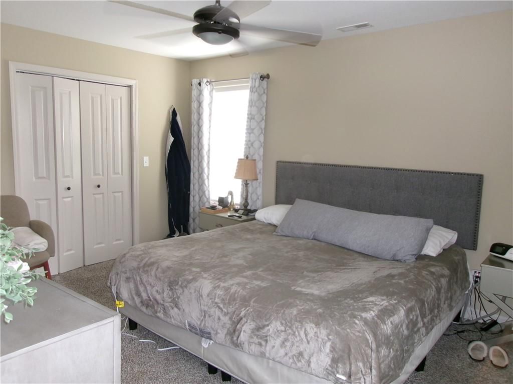 307 W Pacific Street — photo 8