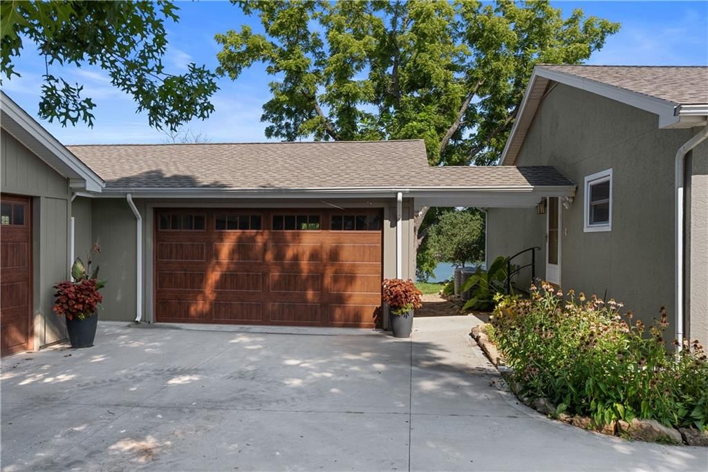 Photo 53 of 72 - 1525 NE Ozark Drive