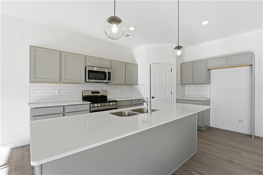27007 E Oak View Drive — photo 6