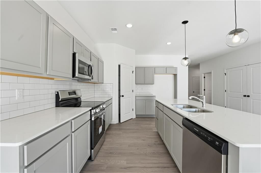 27007 E Oak View Drive — photo 13