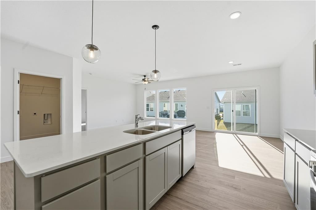 27007 E Oak View Drive — photo 14