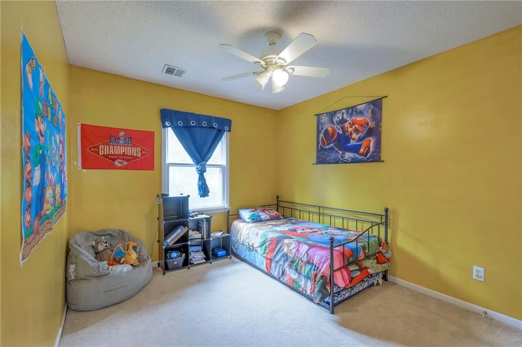 Photo 25 of 38 - 16727 W 156th Street